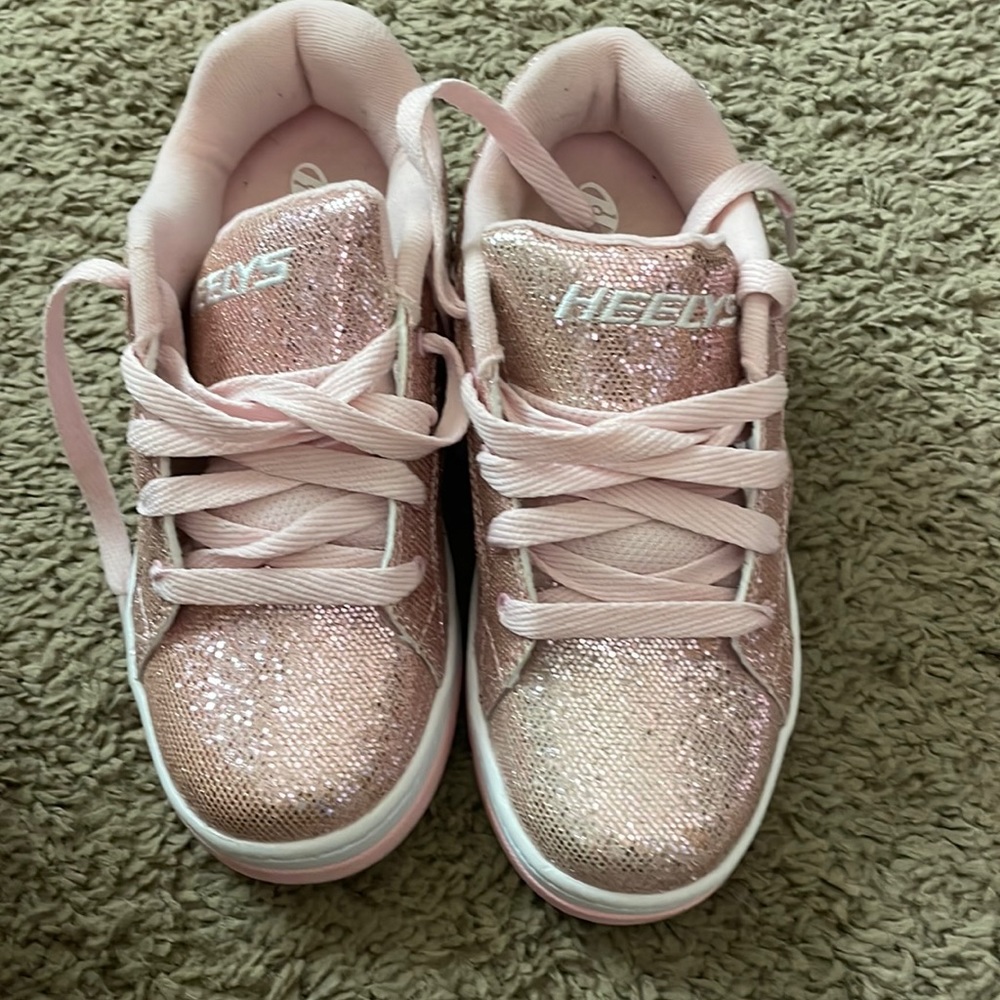 Pink sparkle Heelys